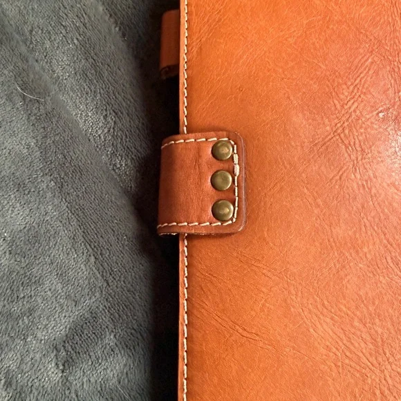 EUC, Patricia Nash Full Grain Leather Chieti Agenda/Planner - Picture 4 of 11